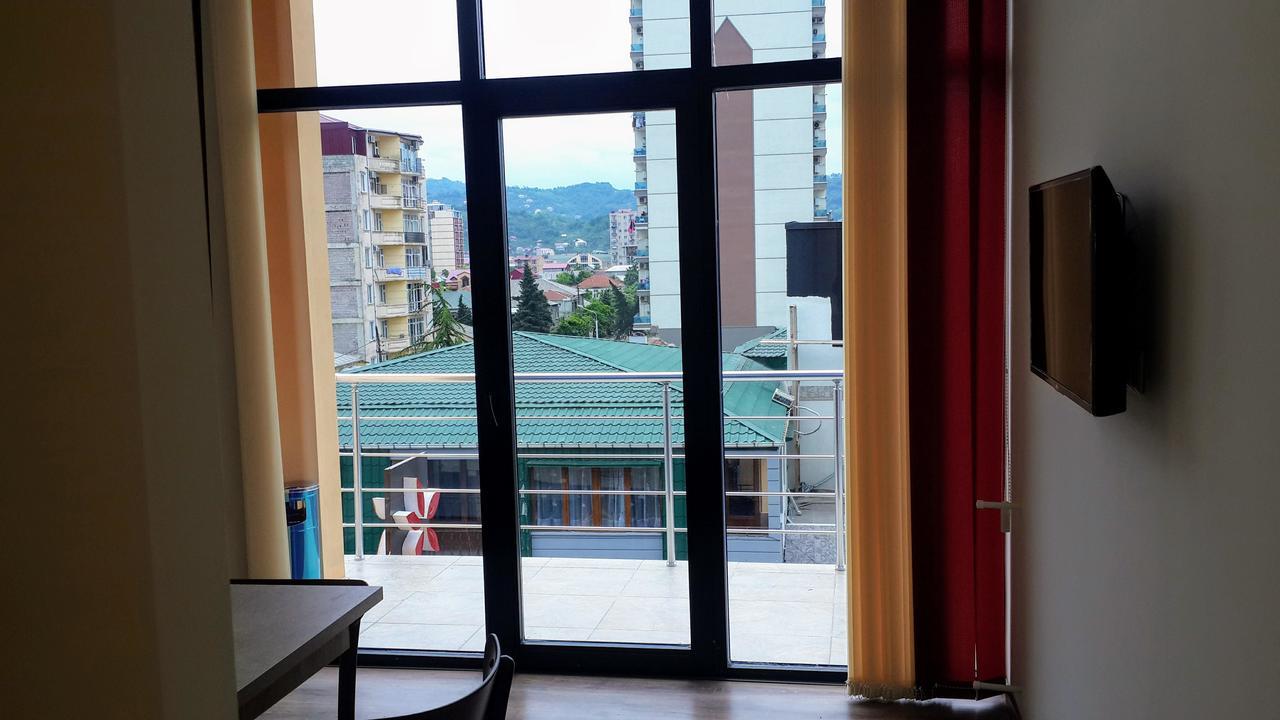 Blossom Hotel Batumi Zewnętrze zdjęcie