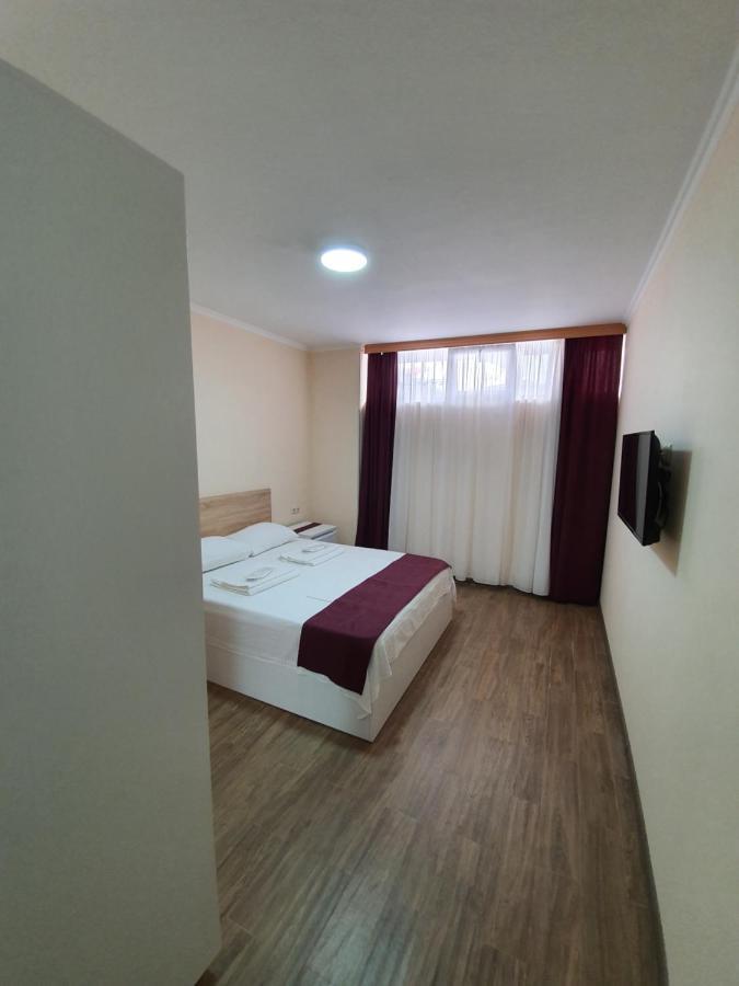 Blossom Hotel Batumi Zewnętrze zdjęcie