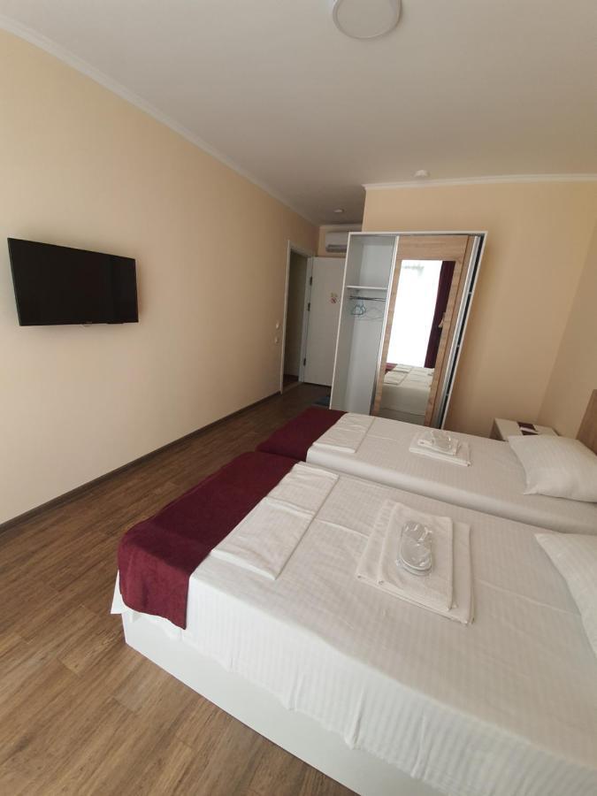 Blossom Hotel Batumi Zewnętrze zdjęcie