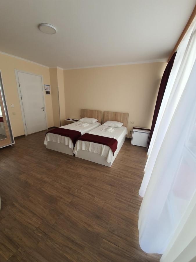 Blossom Hotel Batumi Zewnętrze zdjęcie