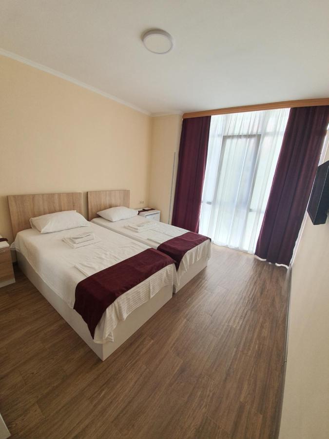 Blossom Hotel Batumi Zewnętrze zdjęcie